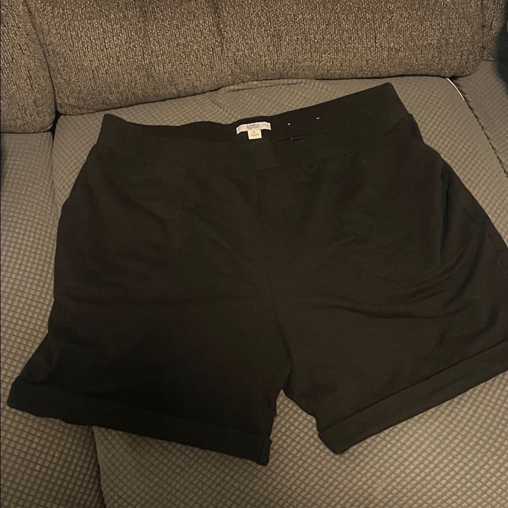 Croft & Barrow Women's Black Shorts